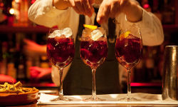 cocktail-glasses-22-dec-small.jpg (1)