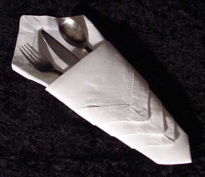 Five Creative Napkin Folding Ideas 4